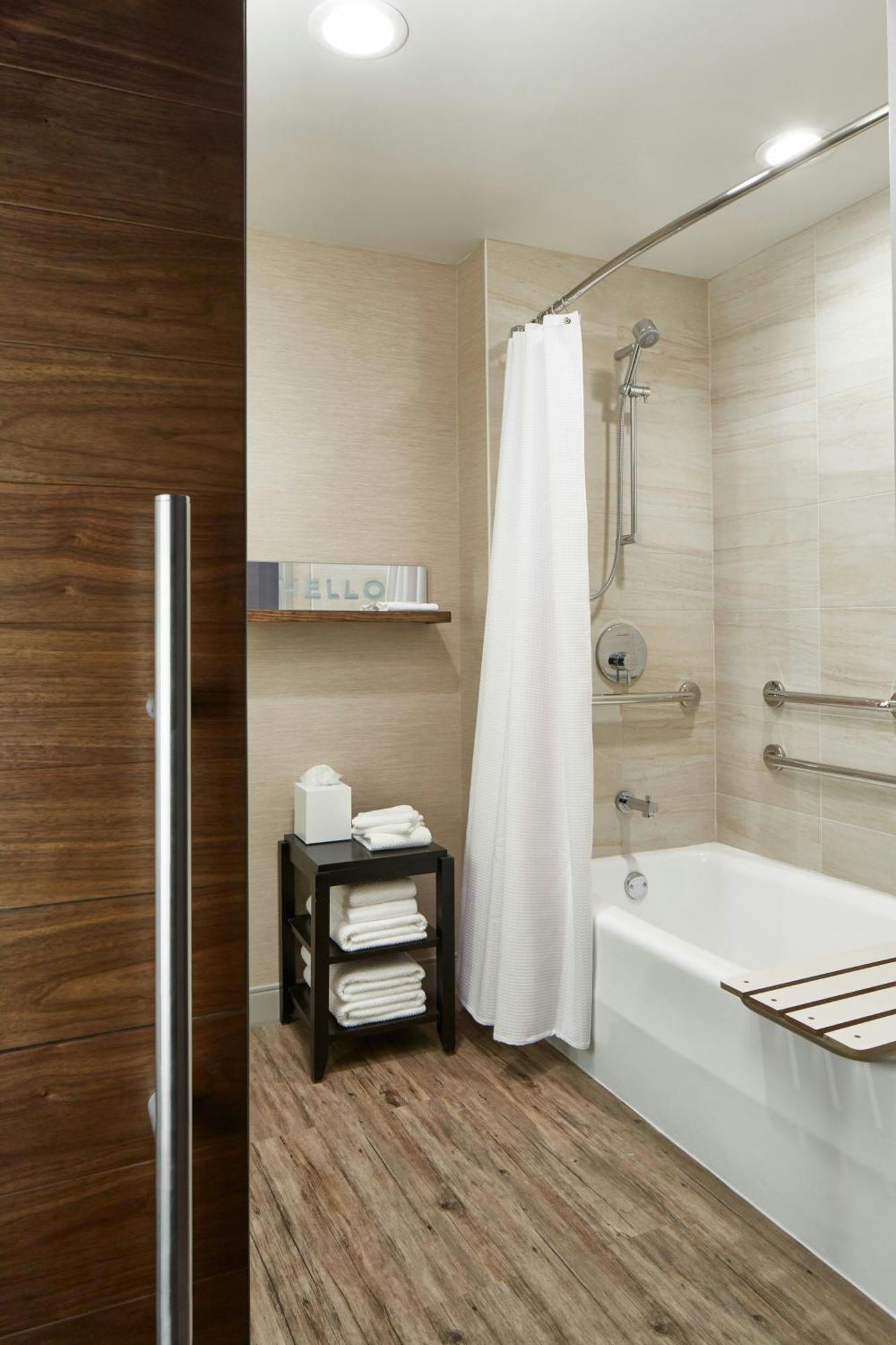 The Del Monte Renaissance & 4* Rochester