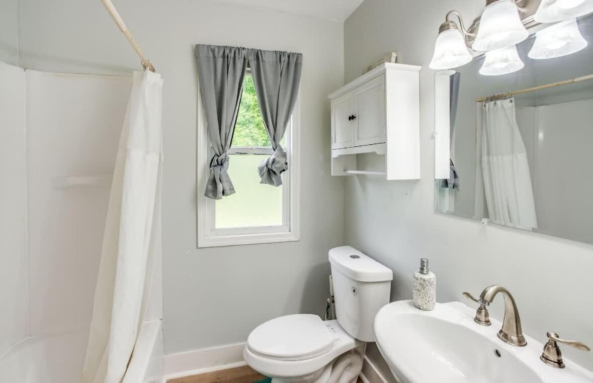 Holiday home Comfortable Close To Everything Near Downtown