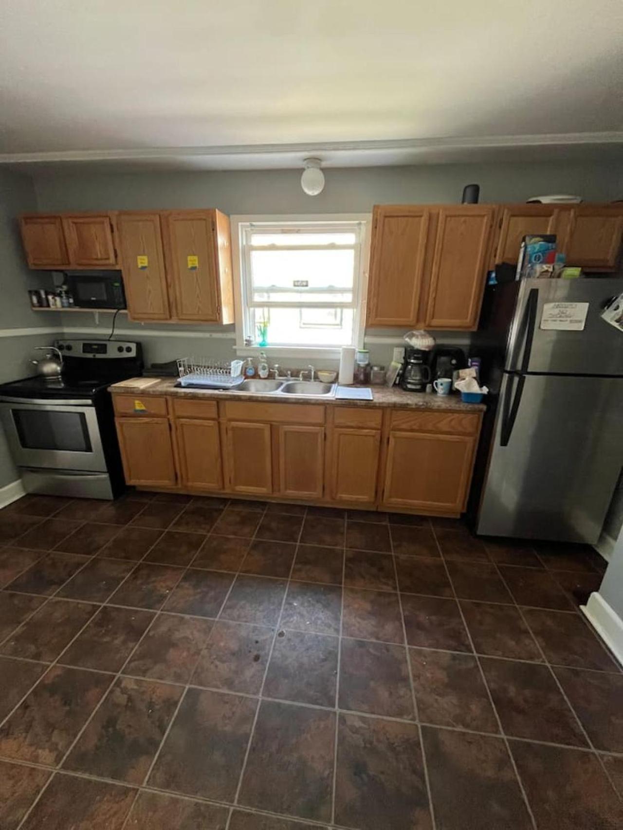 Simple Private In Shared Near College Town - Minutes To Holiday home Rochester