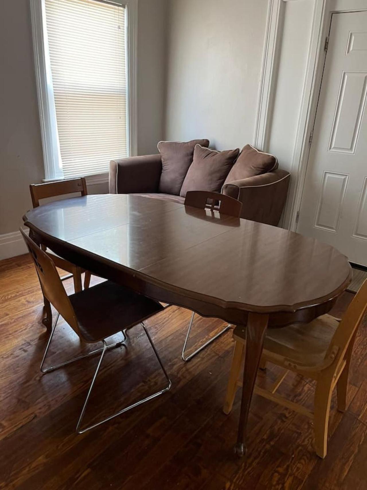 Holiday home Simple Private In Shared Near College Town *