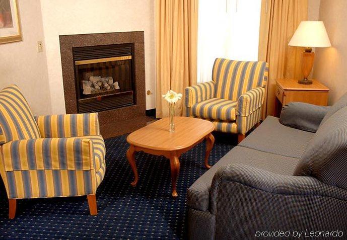 By Marriott West Greece Hotel Rochester