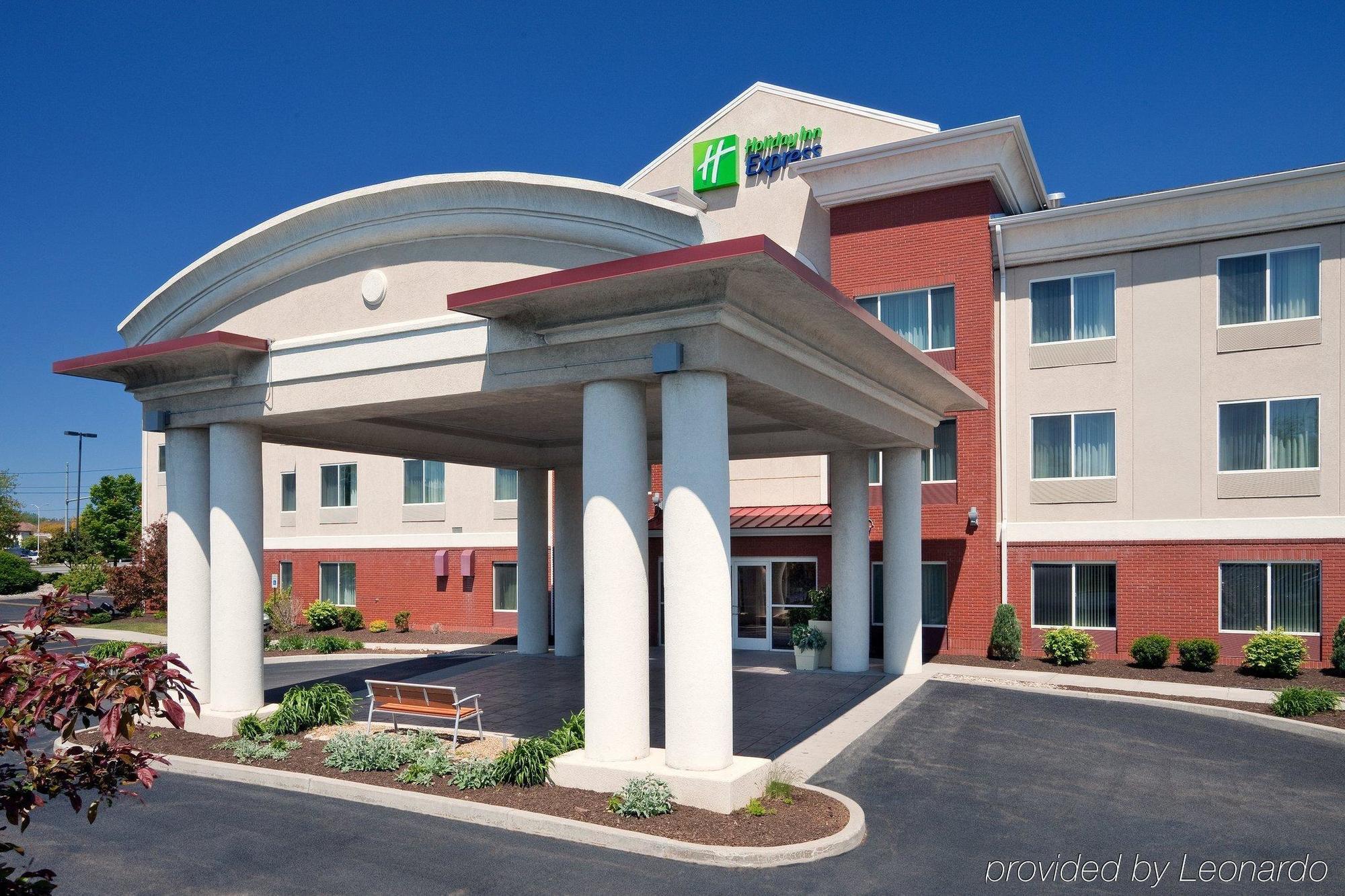 Hotel Express Irondequoit By Ihg 2*