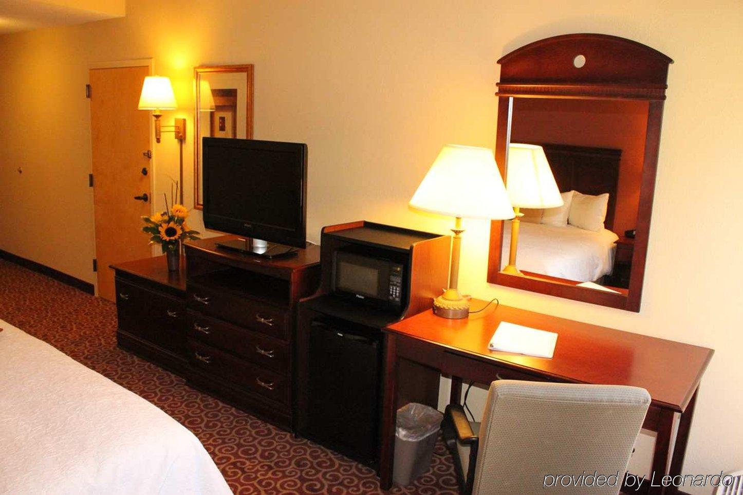 Hotel Hampton Greece 3*