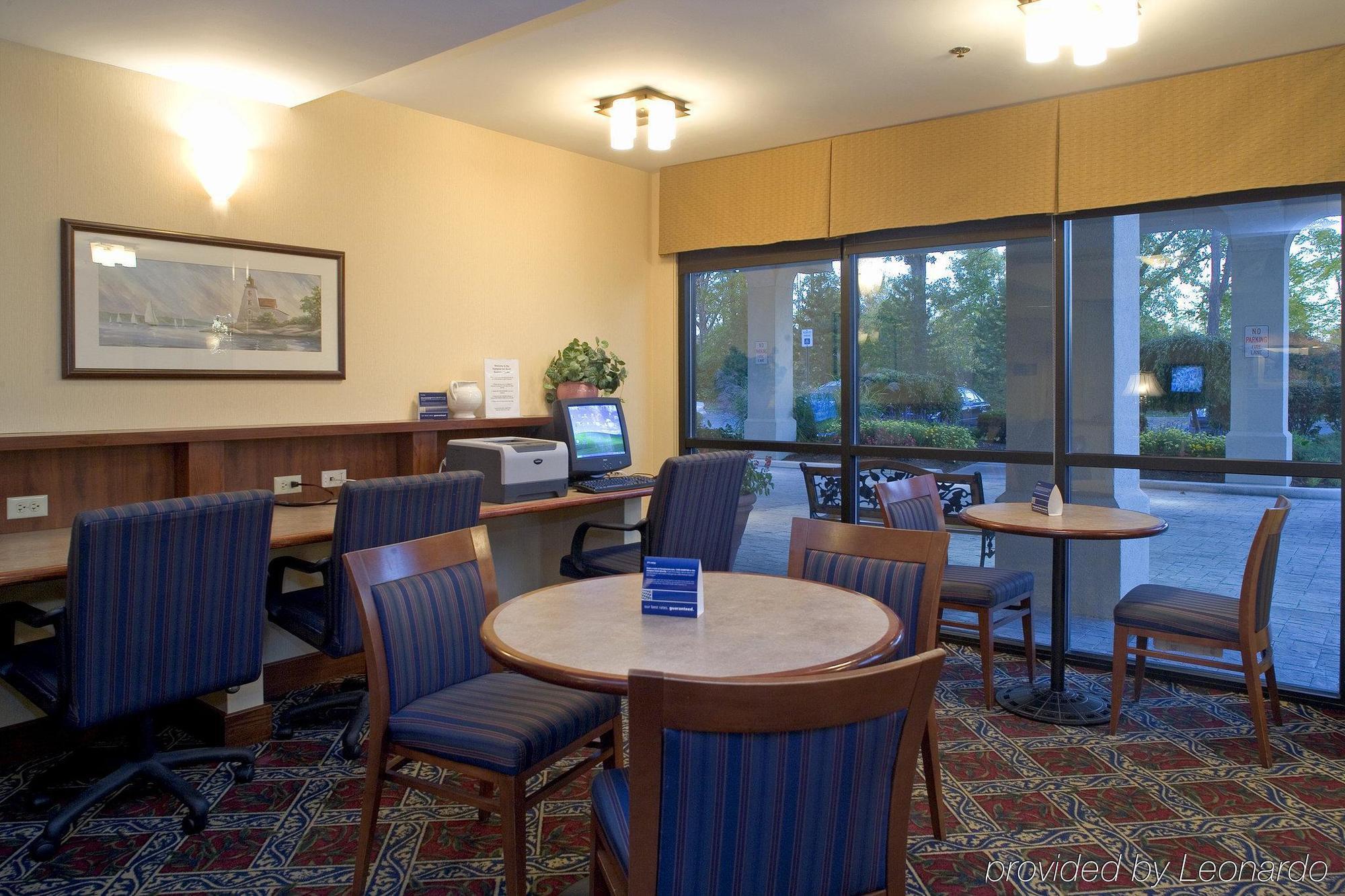 Hampton Greece Hotel Rochester