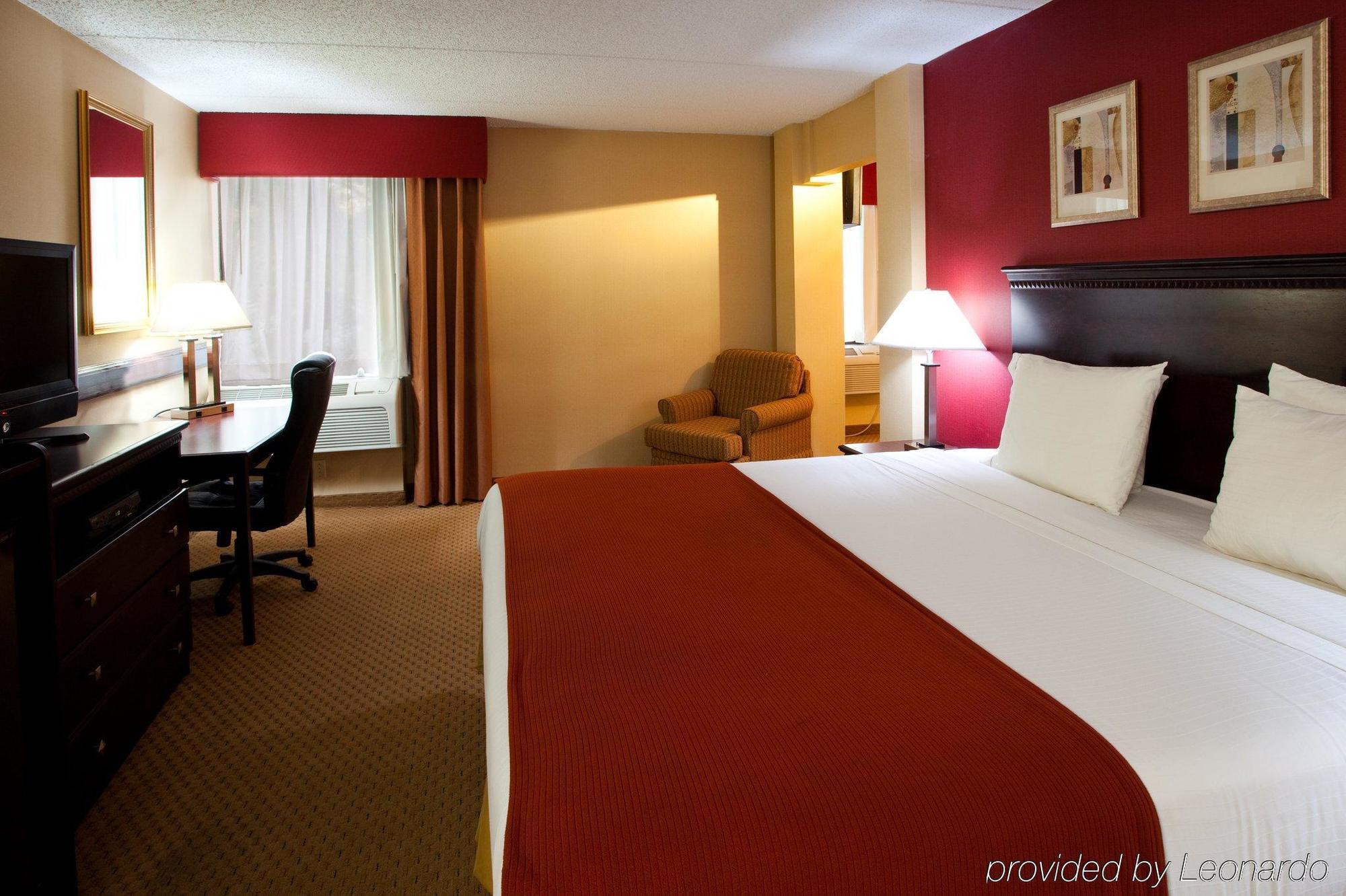 Hotel Express - Greece By Ihg Rochester