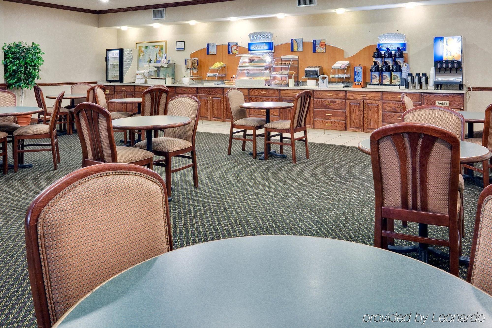 Express Irondequoit By Ihg 2*