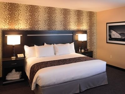 The Strathallan - A Doubletree By Hilton