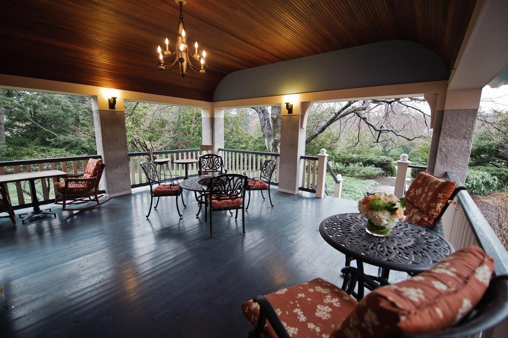 Bed & Breakfast Ellwanger Estate B&B 4*