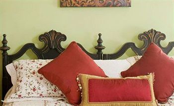 A At The Edward Harris House 4*
