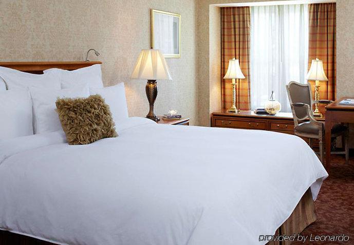 The Del Monte Renaissance & 4*