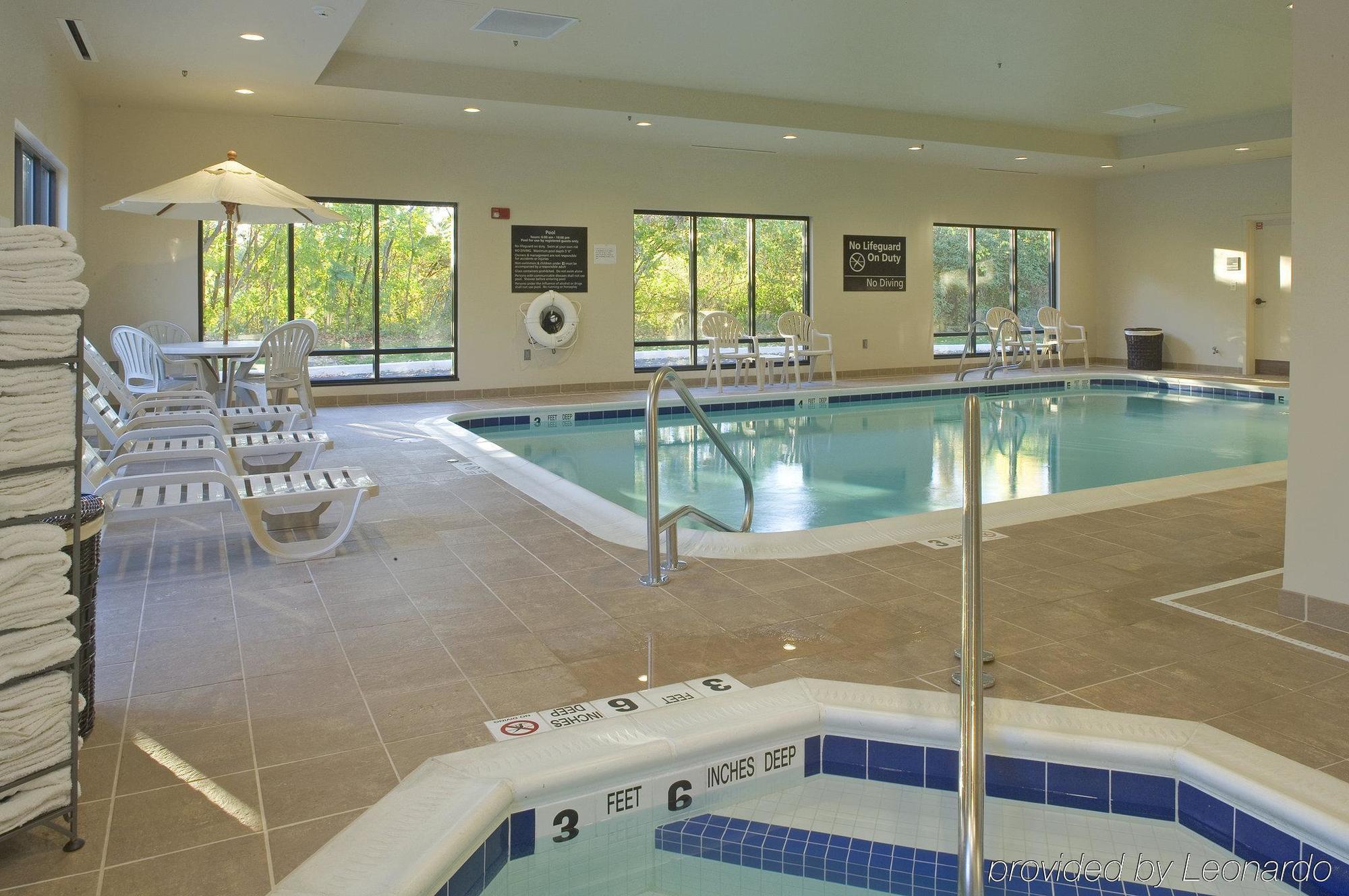Hampton Greece Hotel Rochester