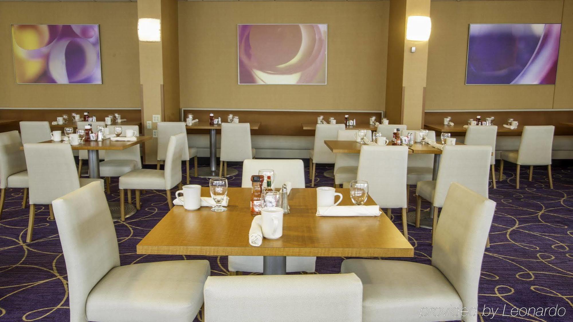 Hotel Wyndham Downtown Rochester