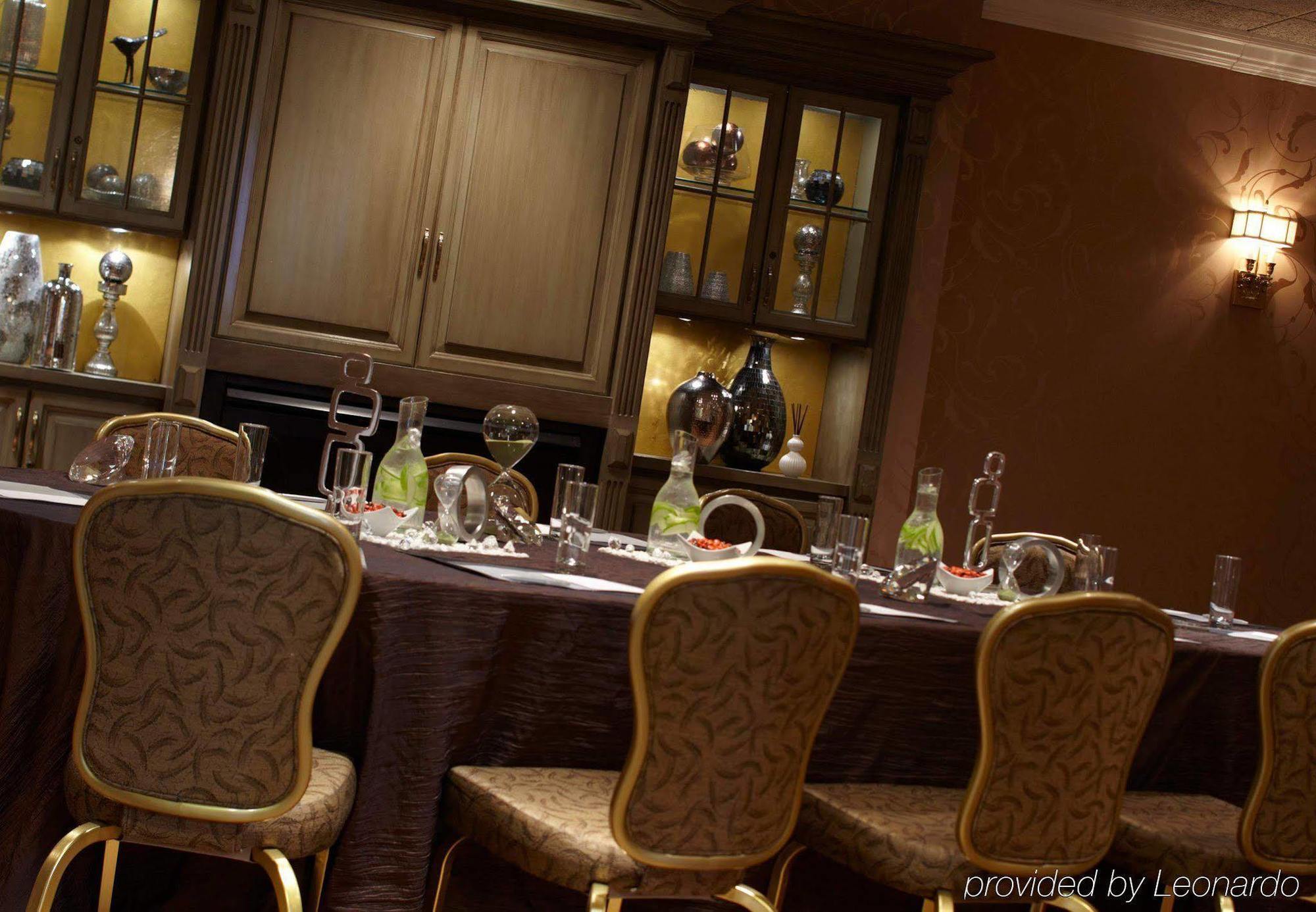 The Del Monte Renaissance & 4*