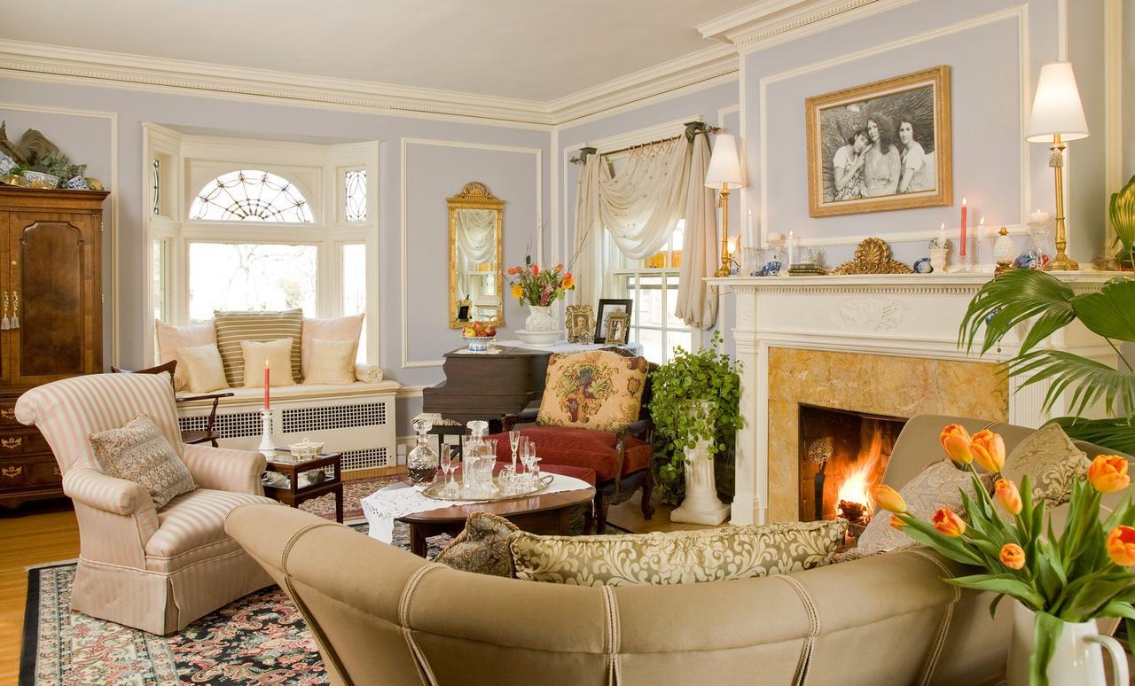 Bed & Breakfast A At The Edward Harris House