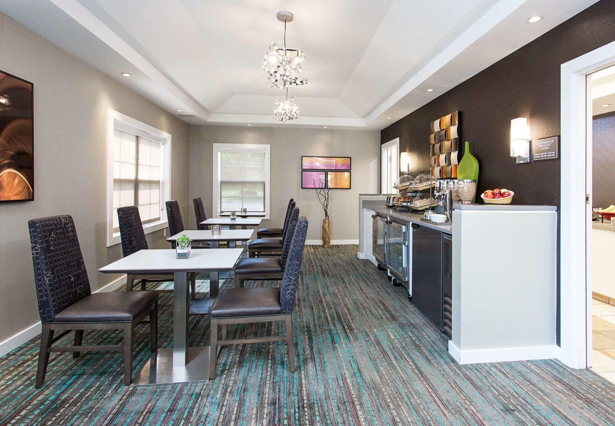 By Marriott West Greece 3* Rochester