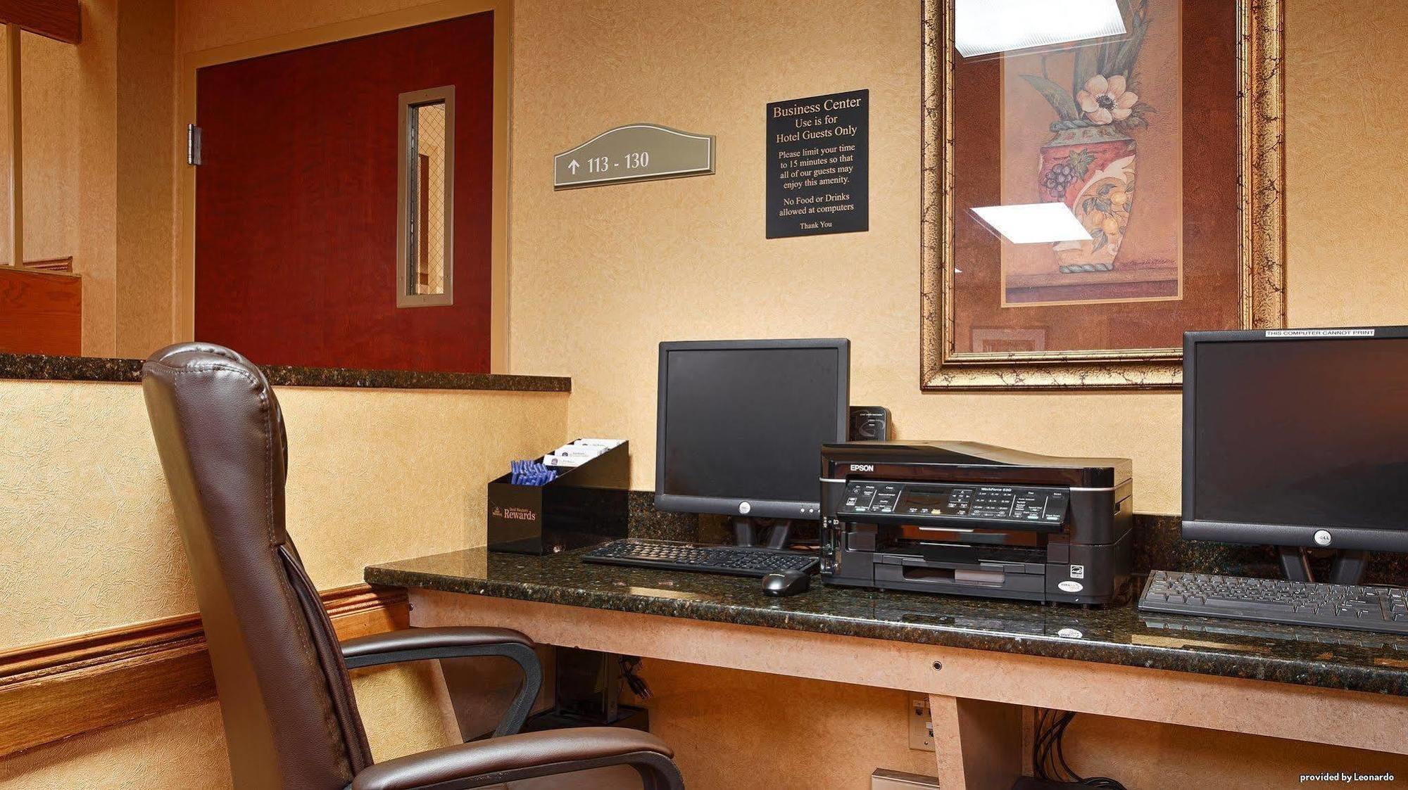Western Marketplace Hotel Rochester