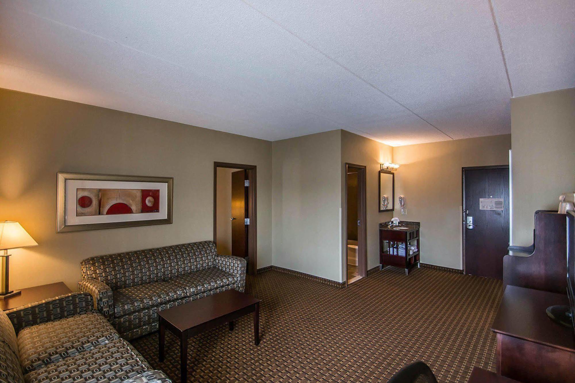 Oakfield & Suites, Ascend Collection Hotel