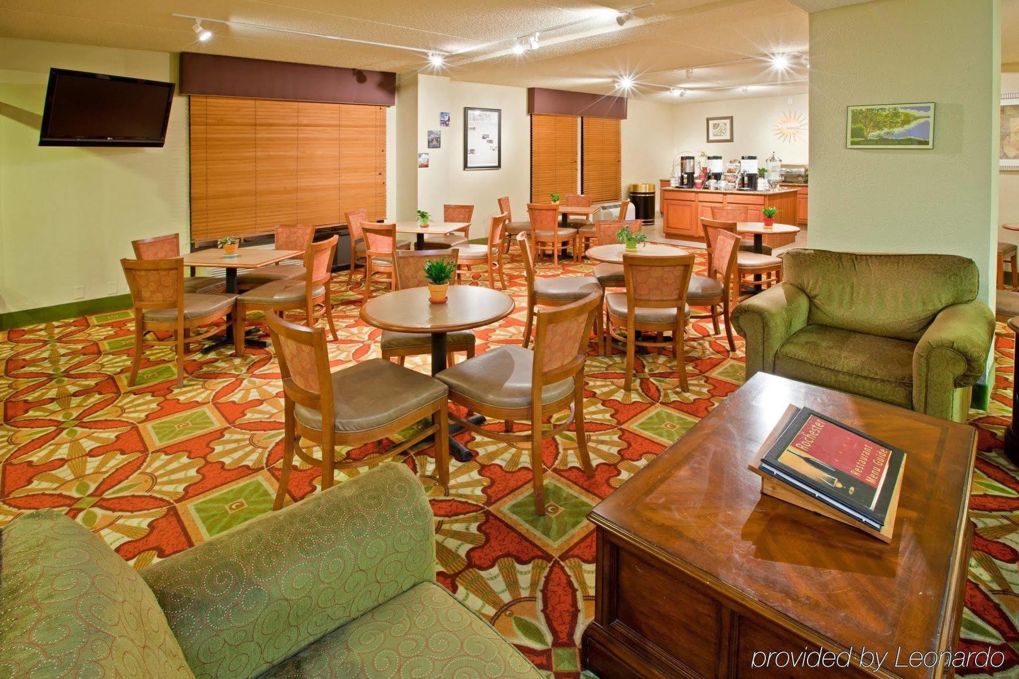 Express - Area By Ihg 3* Rochester