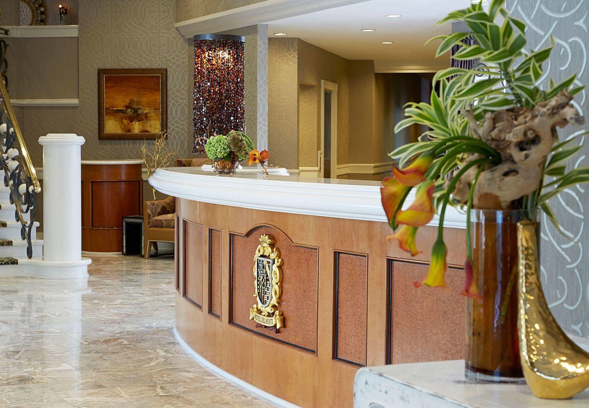 Hotel The Del Monte Renaissance & Rochester