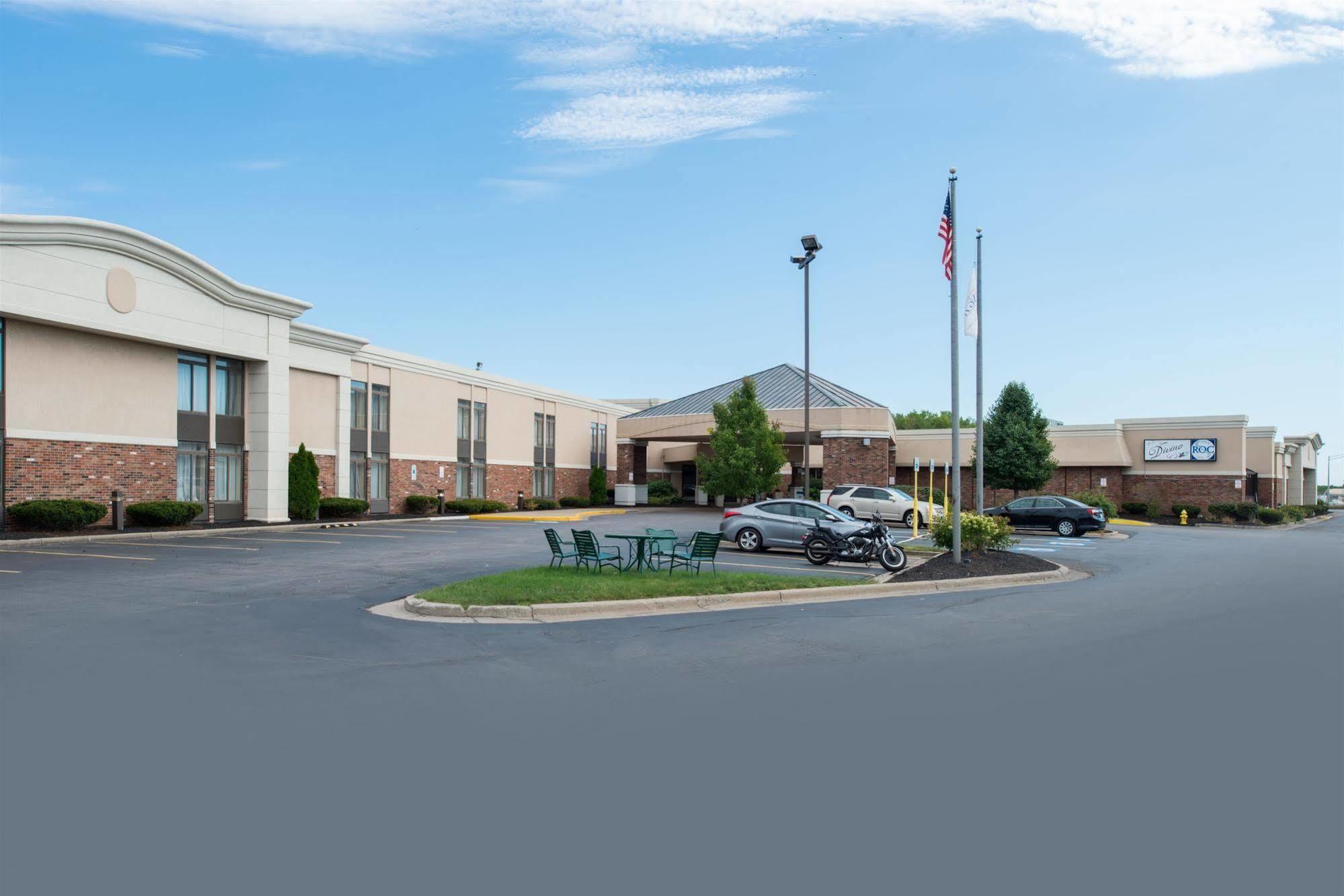 Hotel Ramada Plaza Airport Rochester