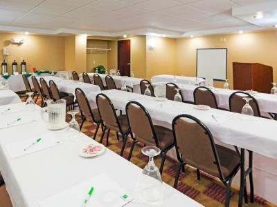 & - Marketplace By Ihg Hotel