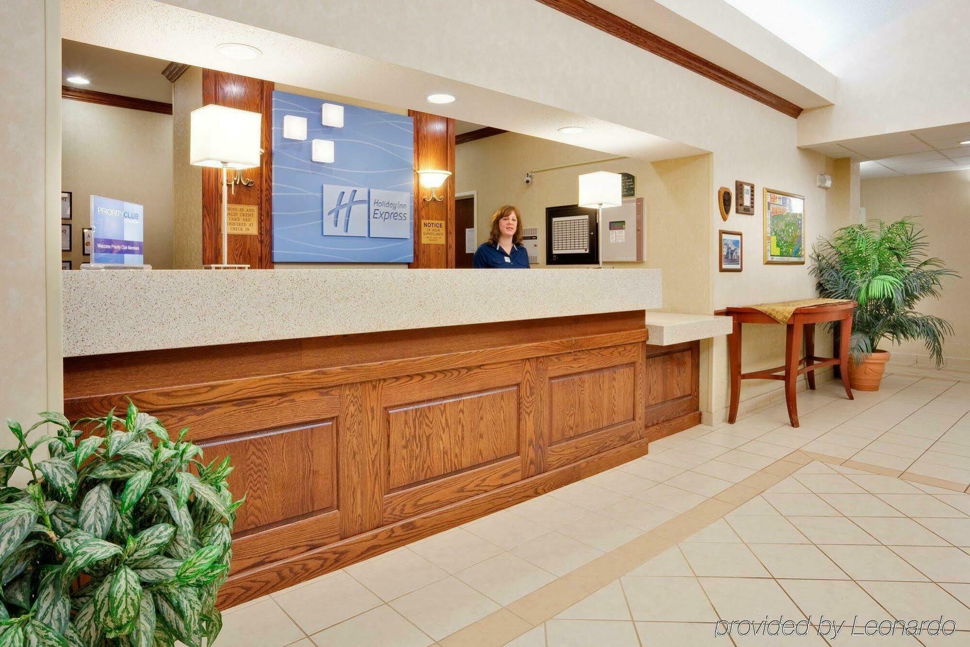 Express Irondequoit By Ihg 2* Rochester
