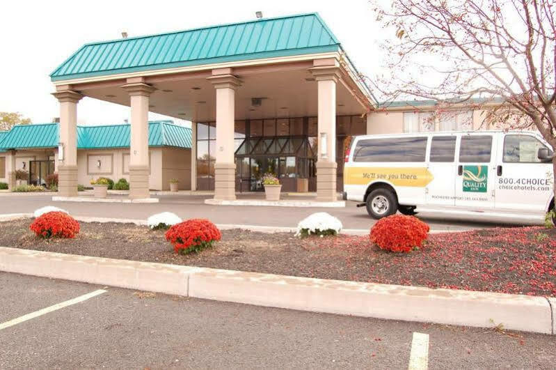 6 - Airport 2* Rochester
