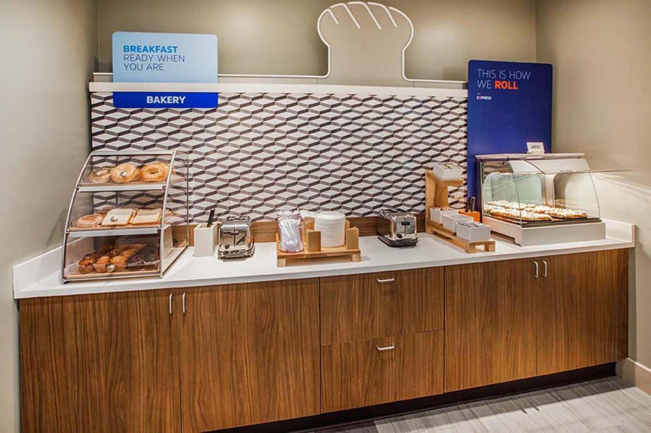 Express - Area By Ihg Hotel 3*