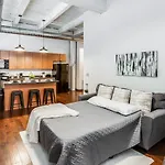 Ny Style Centric Loft With King Bed By Park Ave