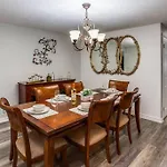 Fantastic Home Near Dwtn/Airport