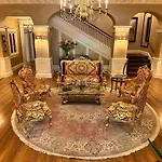 Inn On Broadway