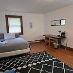 Private Rooms In Rochester Home- Near Hospitals And Universities