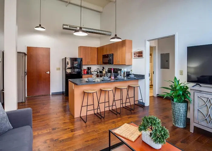 Ny Style Centric Loft With King Bed By Park Ave