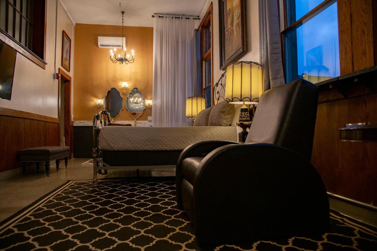 School 31 Lofts 4*