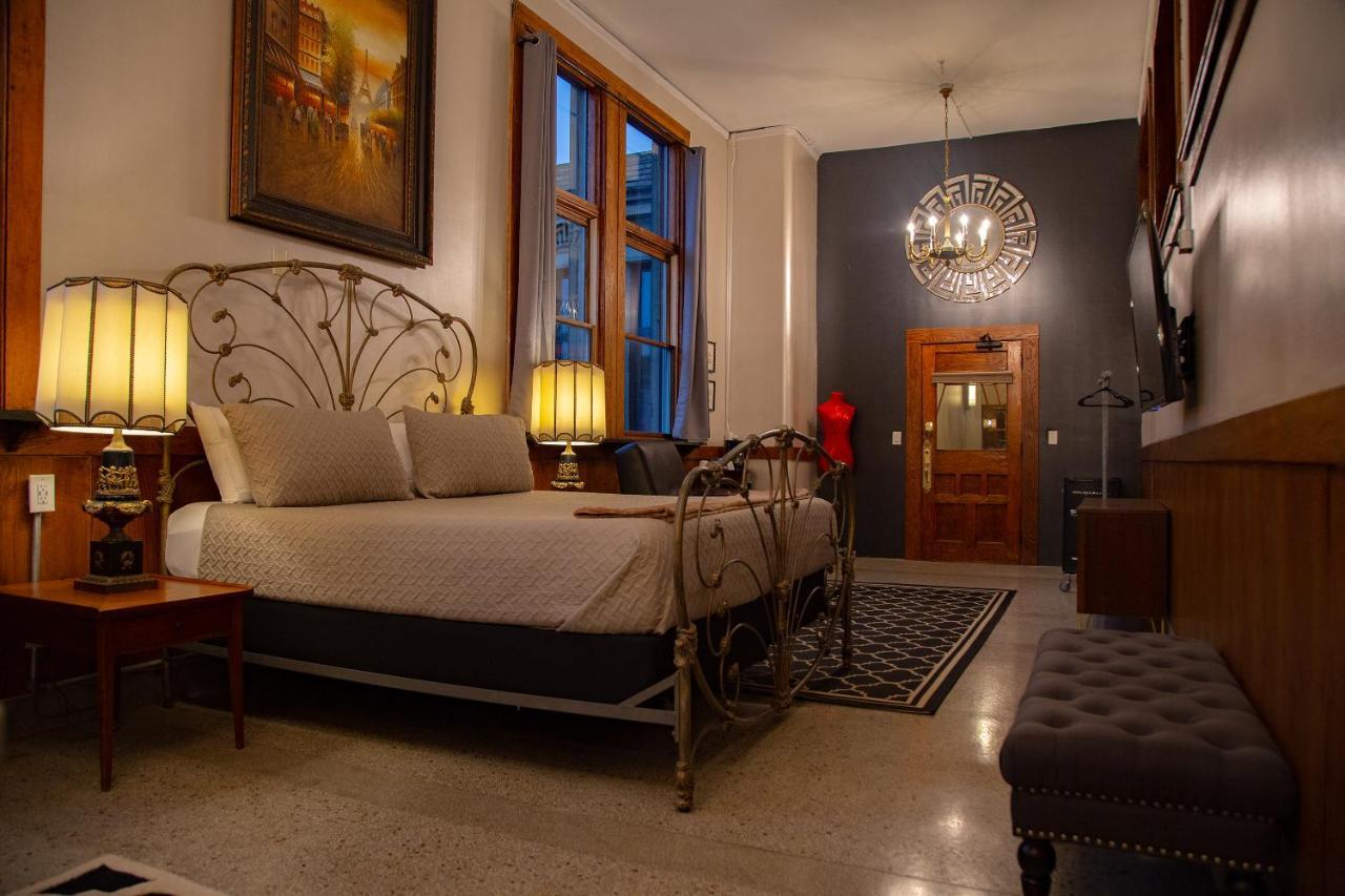 School 31 Lofts Aparthotel 4*
