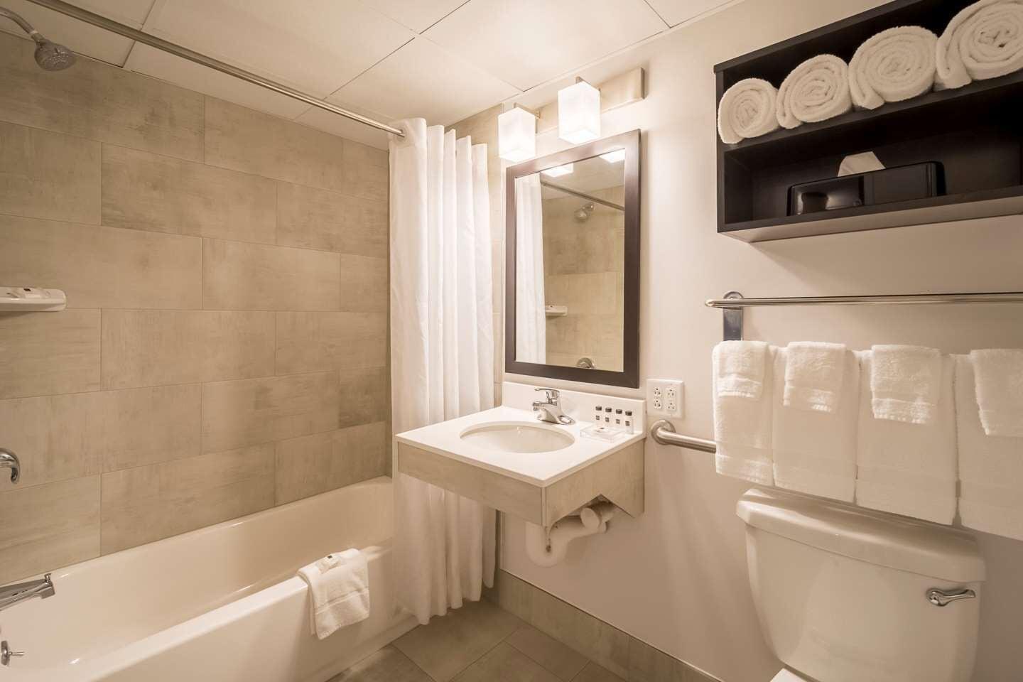 Country & By Radisson, Rochester-pittsford-brighton, Ny Hotel 3*