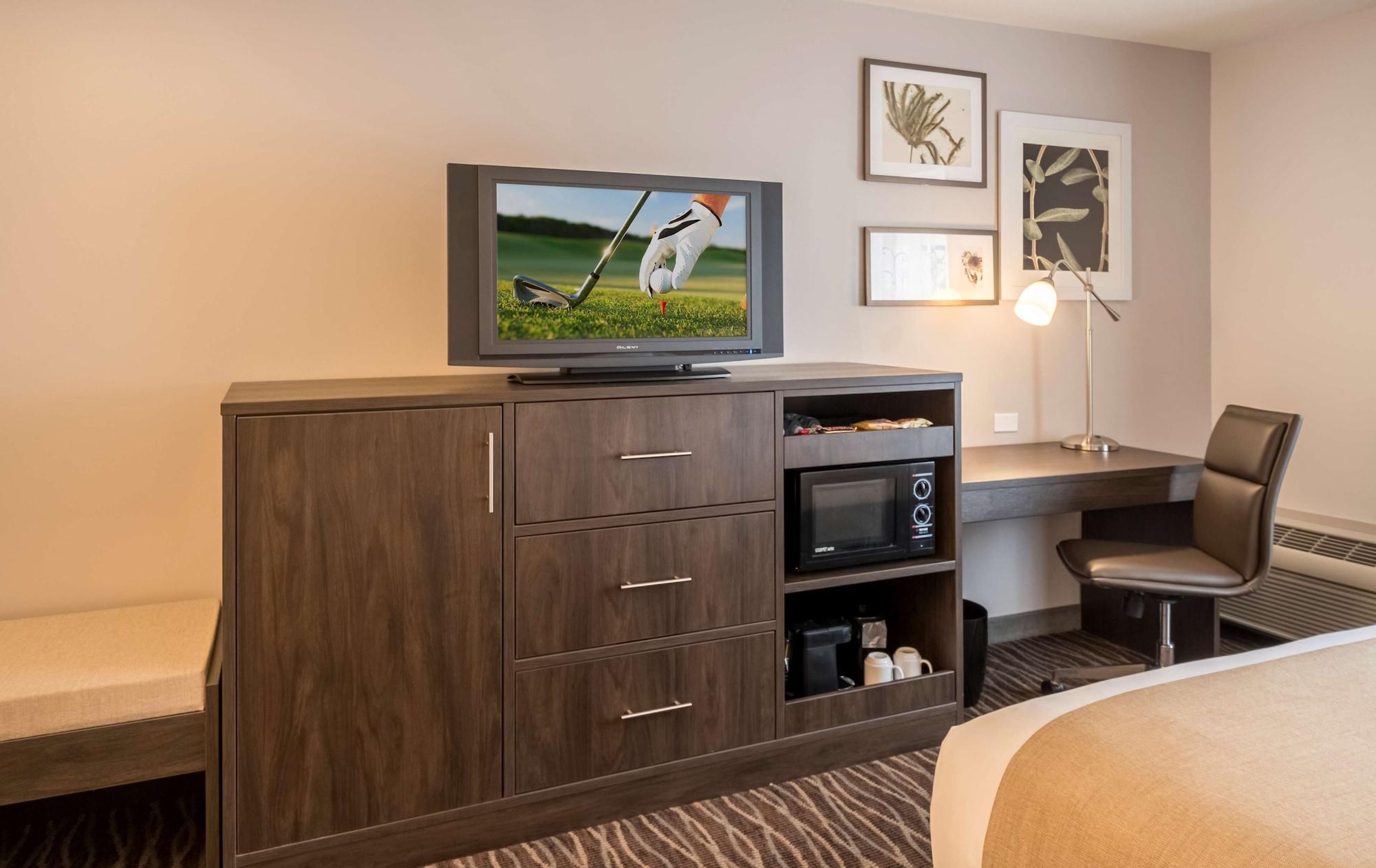 Country & By Radisson, Rochester-pittsford-brighton, Ny Hotel
