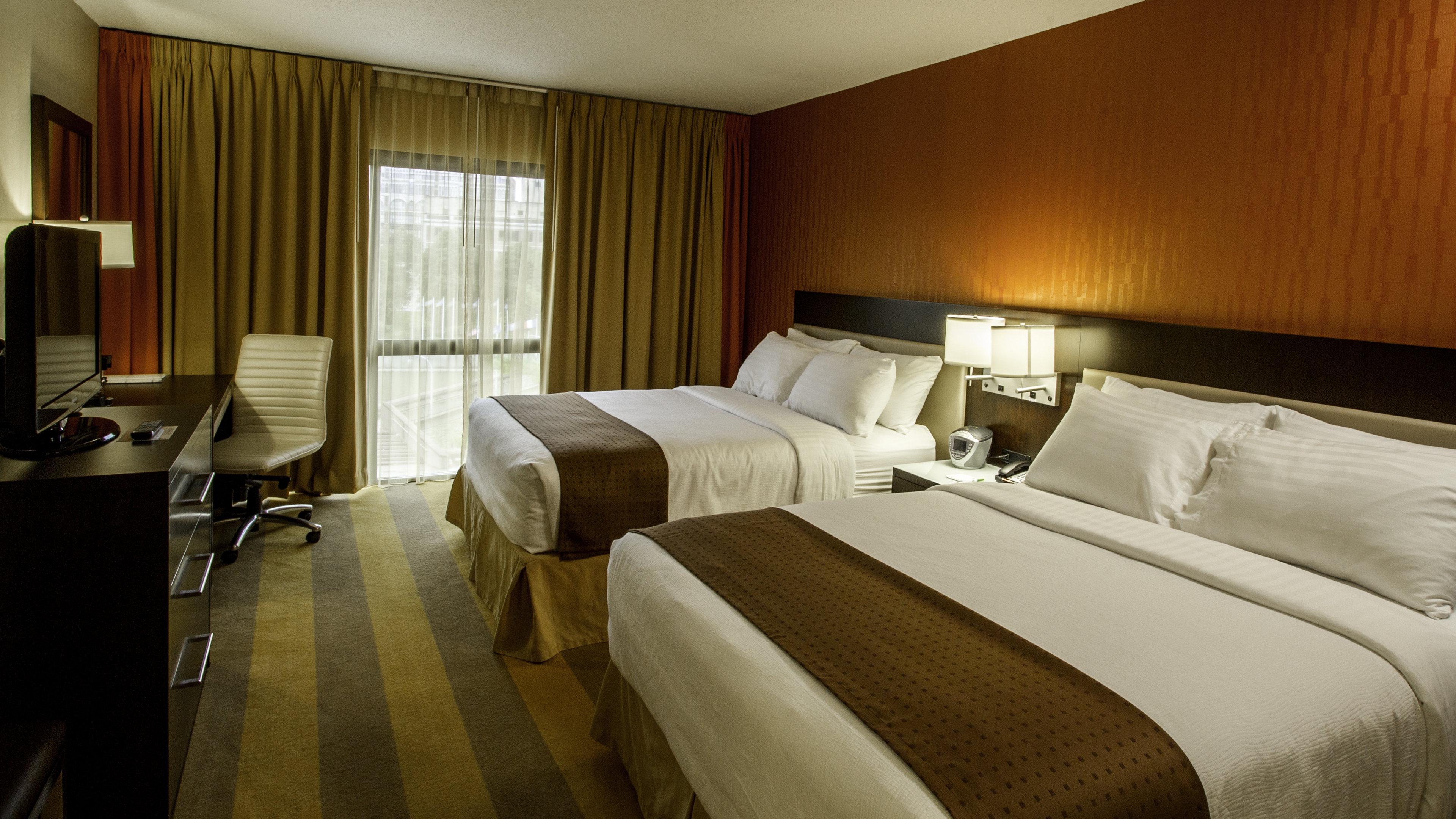 Hotel Wyndham Downtown 3*