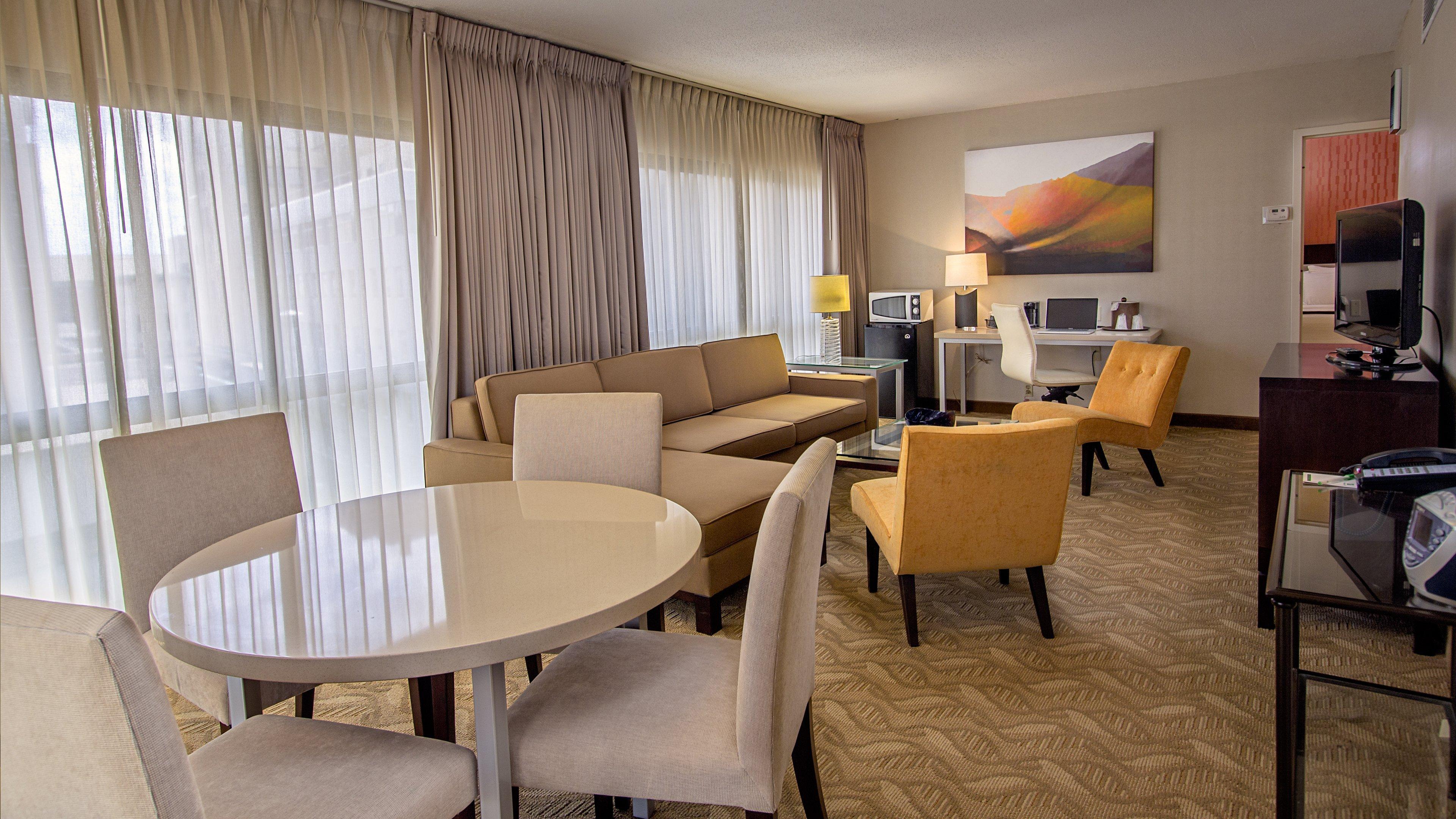 Wyndham Downtown Hotel 3*