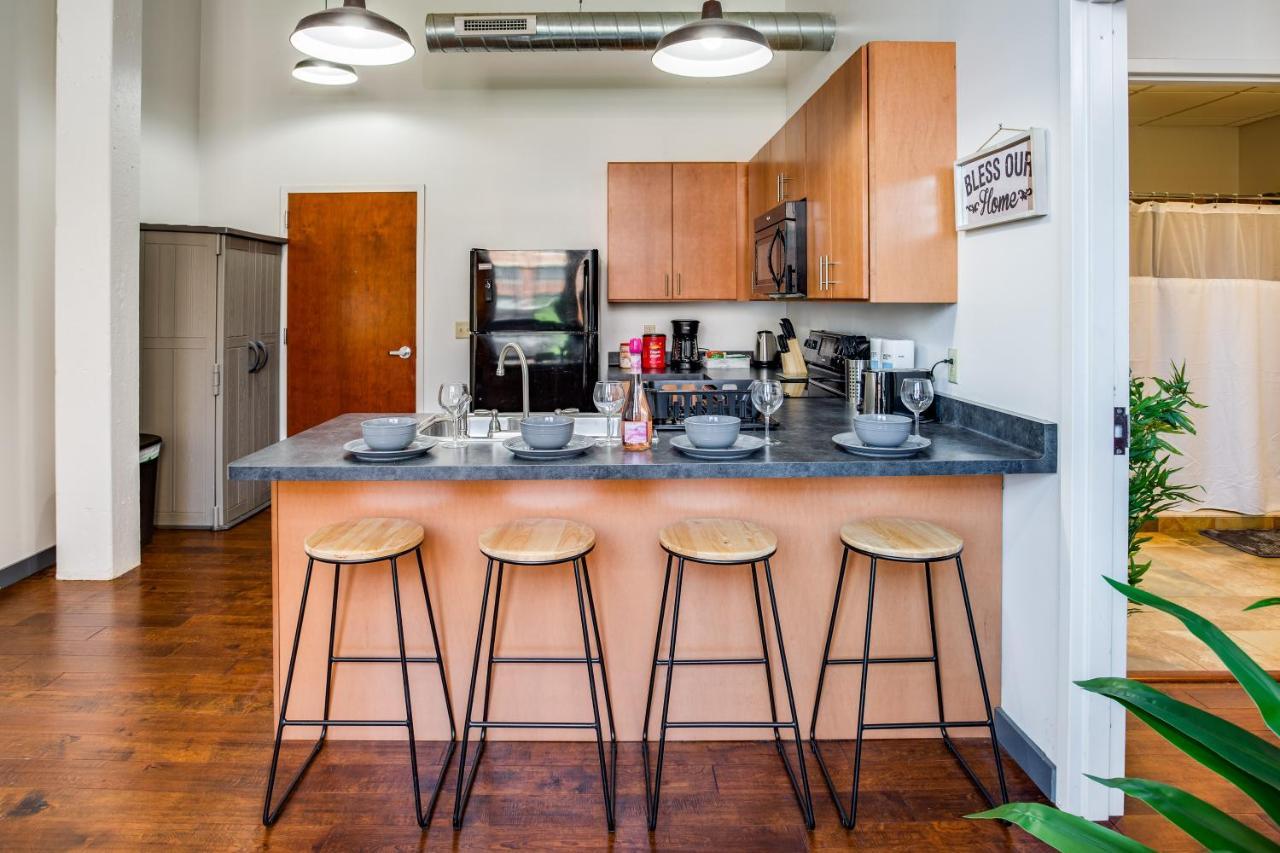 Ny Style Centric Loft With King Bed By Park Ave