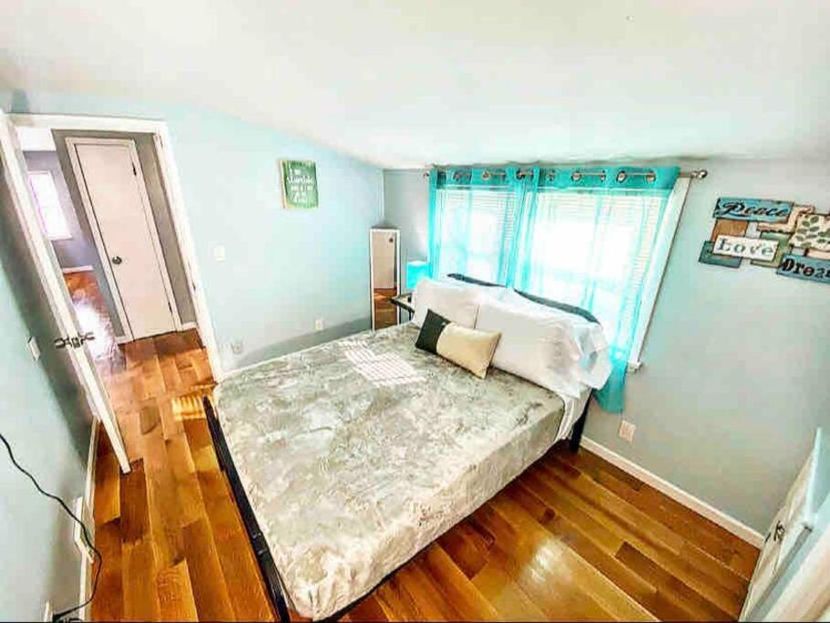 Holiday home Adorable&cozy Suburban Mins From Dwtn/airport Rochester