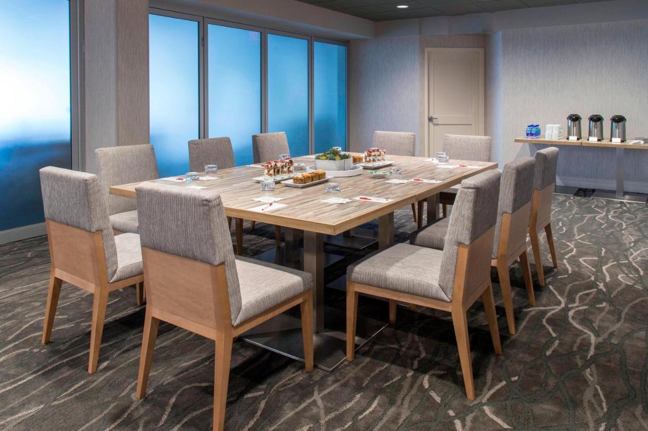 Airport Marriott Rochester