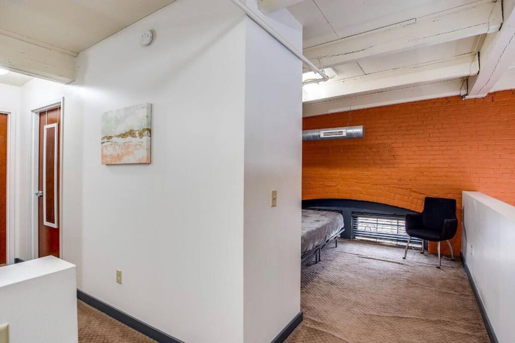 Centric Modern Loft W/ King Beds * Rochester