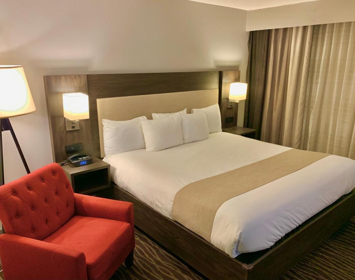 Country & By Radisson, Rochester-pittsford-brighton, Ny 3* Rochester