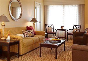 Airport Marriott Hotel