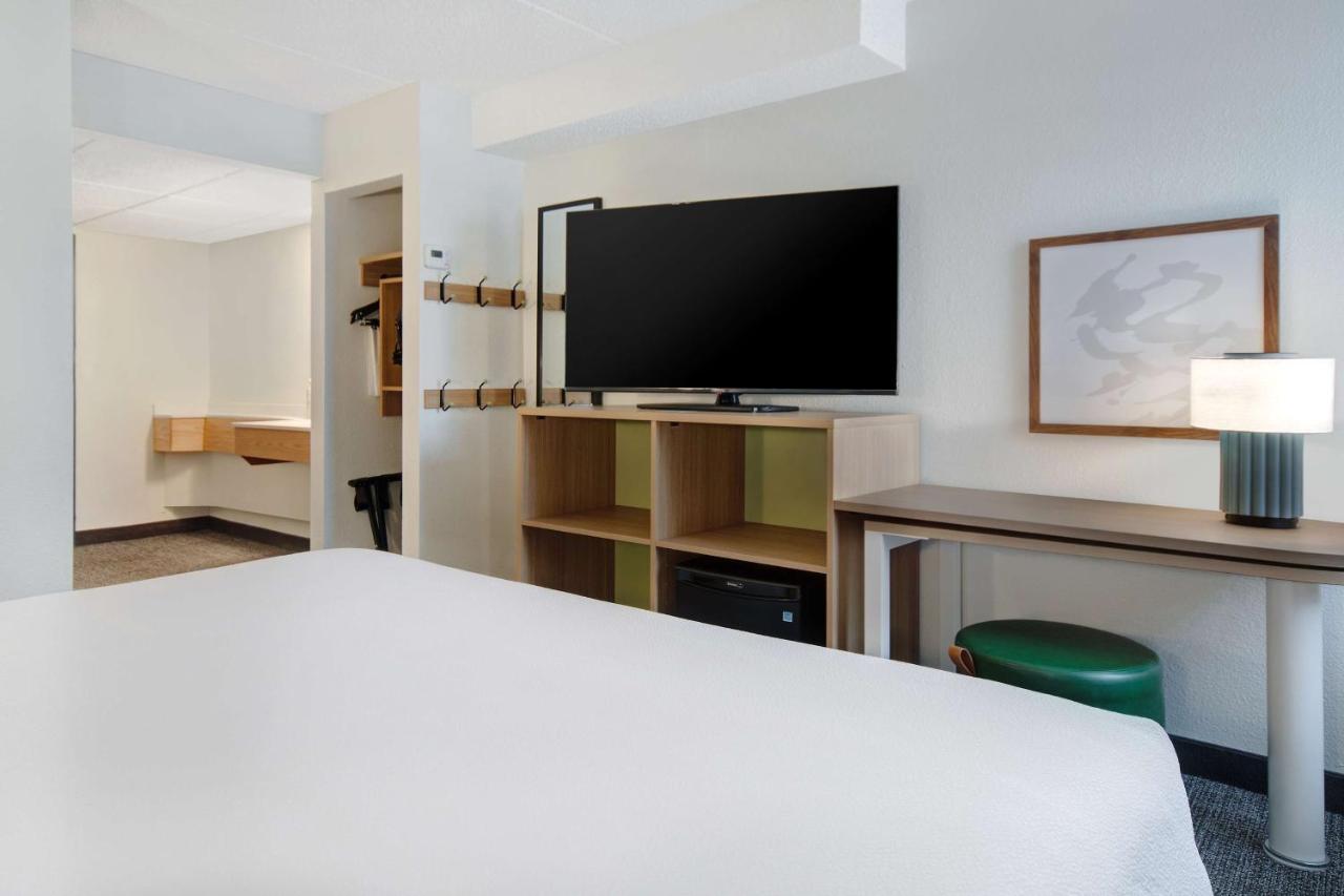 Spark By Hilton Area 3*