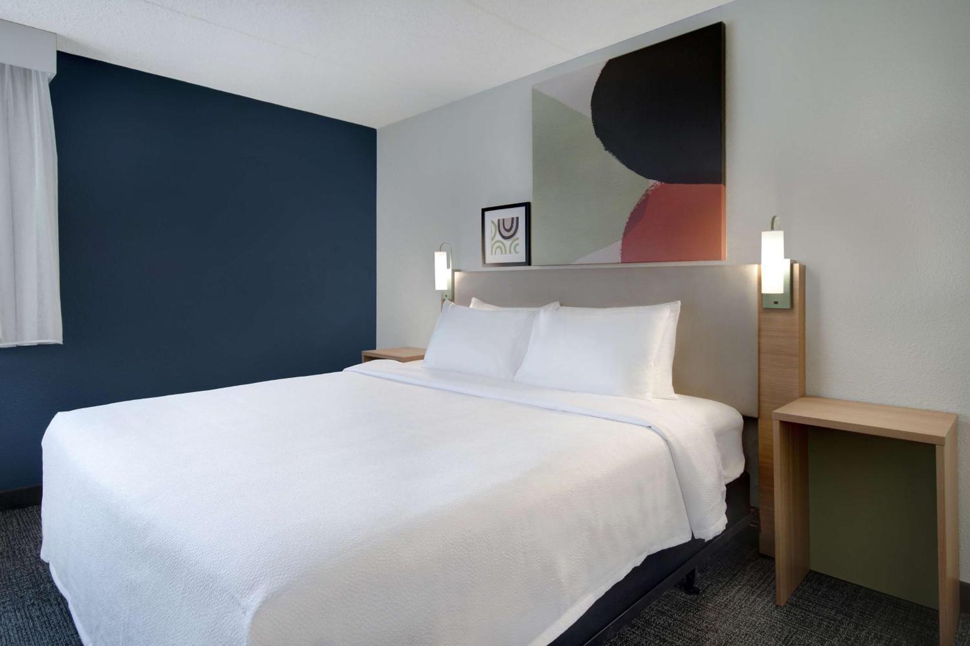 Spark By Hilton Area