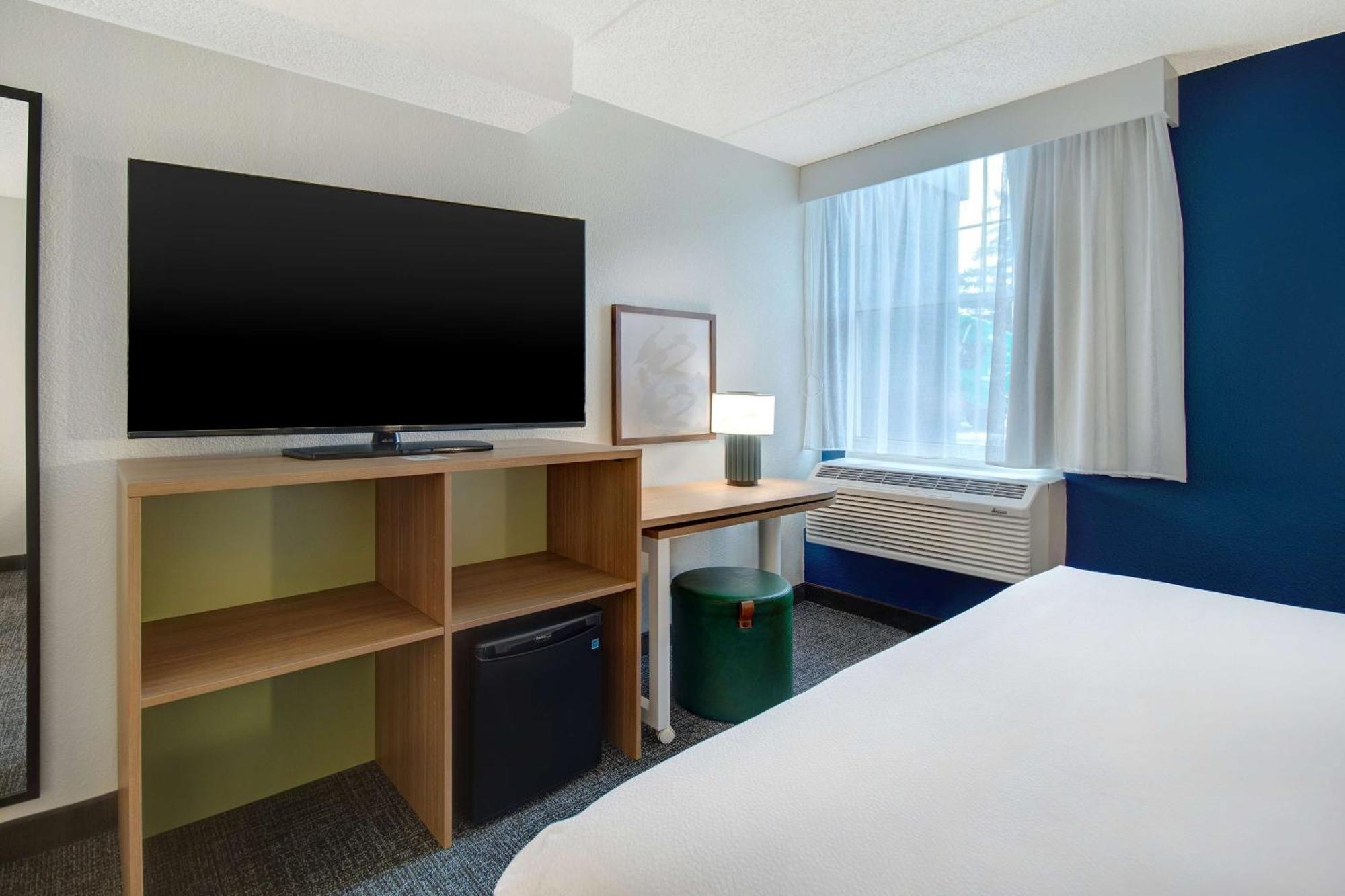 Spark By Hilton Area