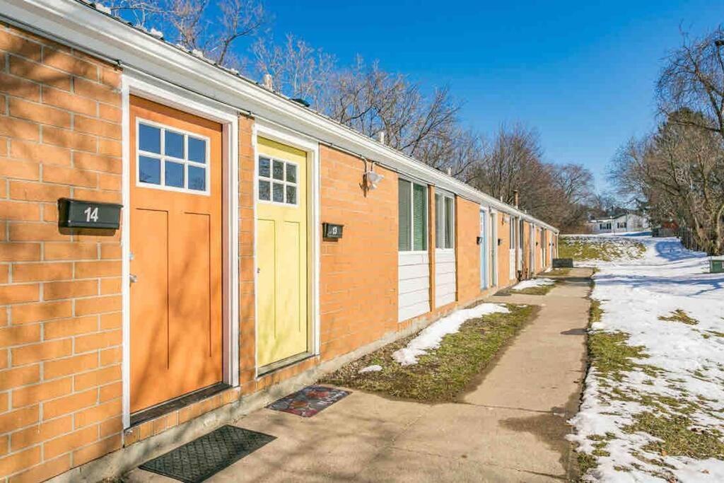 Apartment W/ King Bed Near Dwtd Rochester