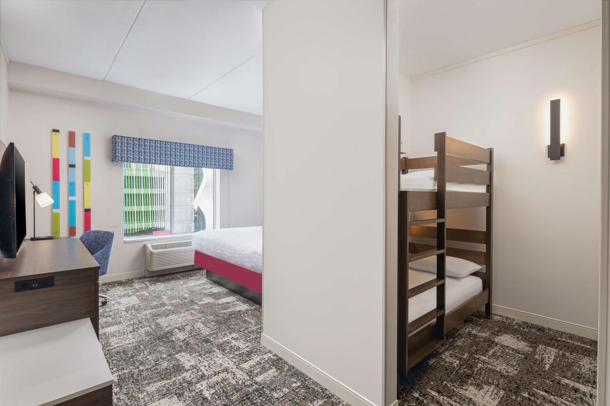 Hotel Hampton & Downtown 3*